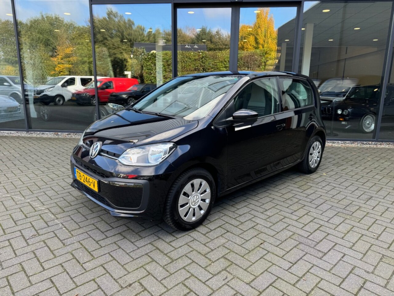 Volkswagen Up! - 1.0 move up! 1.0 MoveUp!,Airco,Cruise,Camera,PDC,Multi Stuur,Navi - AutoWereld.nl