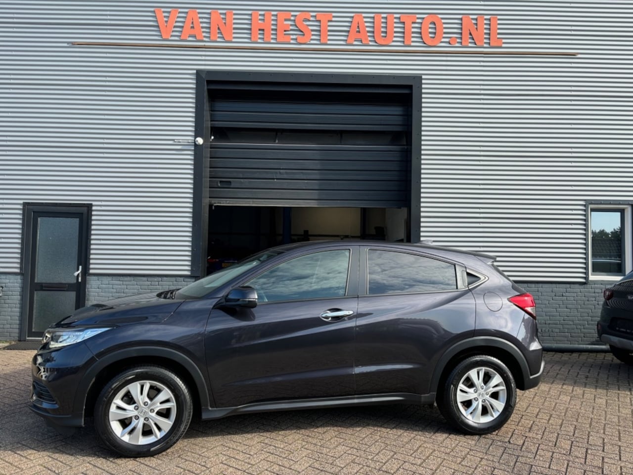 Honda HR-V - 1.5 VTEC 6 MND GAR CLIMA NAVI CRUISE CONTROL SPORTVELGEN PDC - AutoWereld.nl