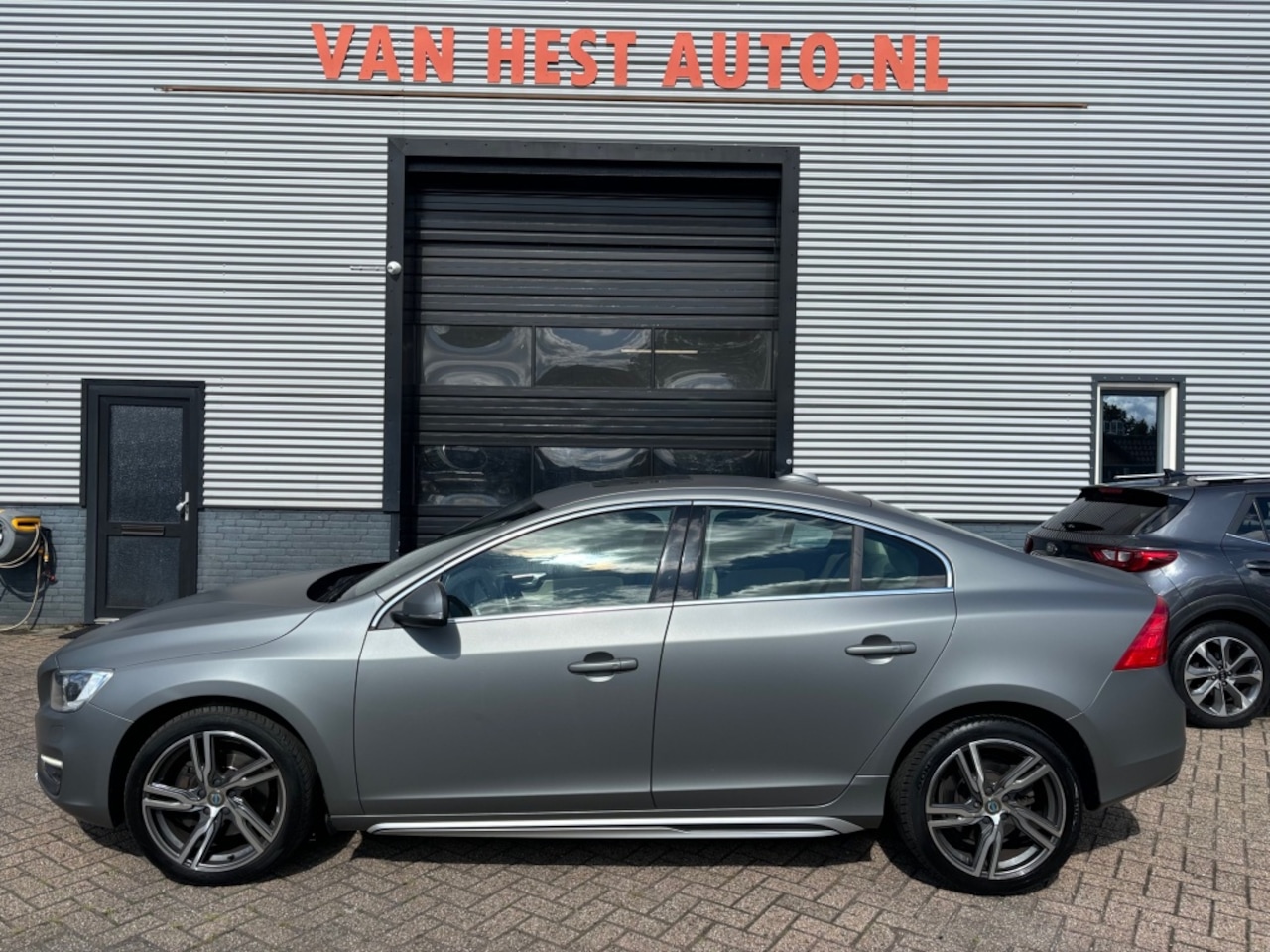 Volvo S60 - 2.0i T6 306 PK 3 MND GAR CLIMA NAVI LMV PDC CRUISE CONTROL - AutoWereld.nl