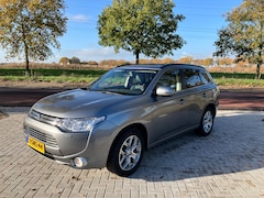 Mitsubishi Outlander - 2.0 PHEV instyle 4WD - van 1ste eigenaar