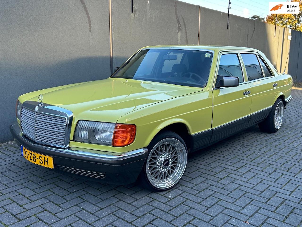 Mercedes-Benz S-klasse - 280 SEL 1981 AUT / APK / Geheel gespoten - AutoWereld.nl