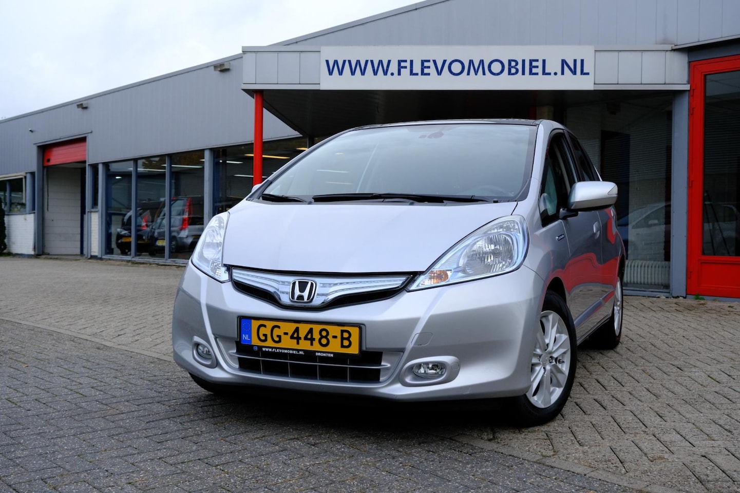 Honda Jazz - 1.4 Hybrid Elegance 45.000 KM!|Clima|Camera|LMV|Navi - AutoWereld.nl