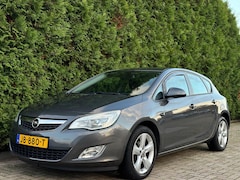 Opel Astra - 1.4 Cosmo Airco YouTube Navi