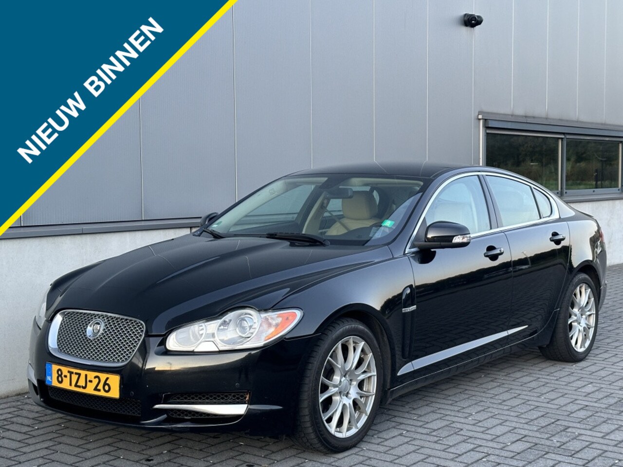 Jaguar XF - 2.7D V6 Premium Lux. NAVI PDC CR CONTROL YOUNGTIMER - AutoWereld.nl