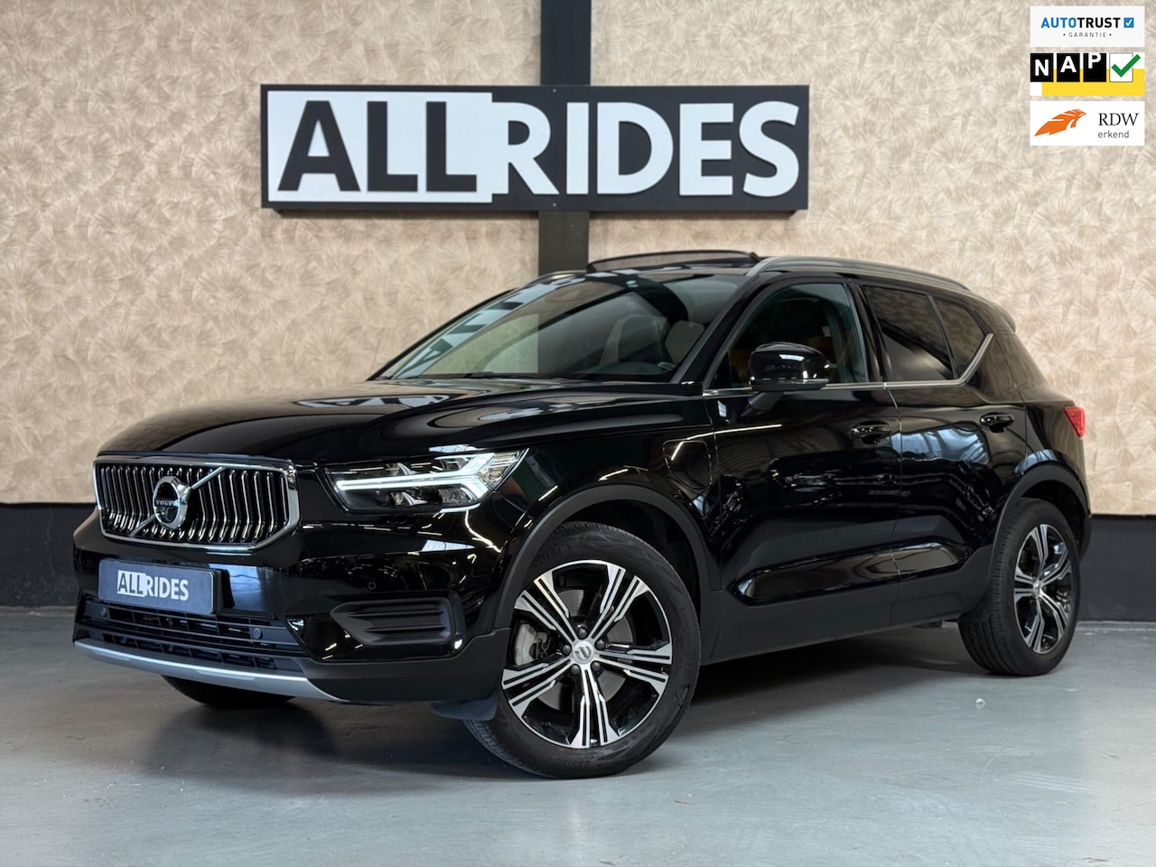 Volvo XC40 - 1.5 T5 Recharge Ultimate Bright | Pano | Leer | 360 camera | Harman/Kardon - AutoWereld.nl