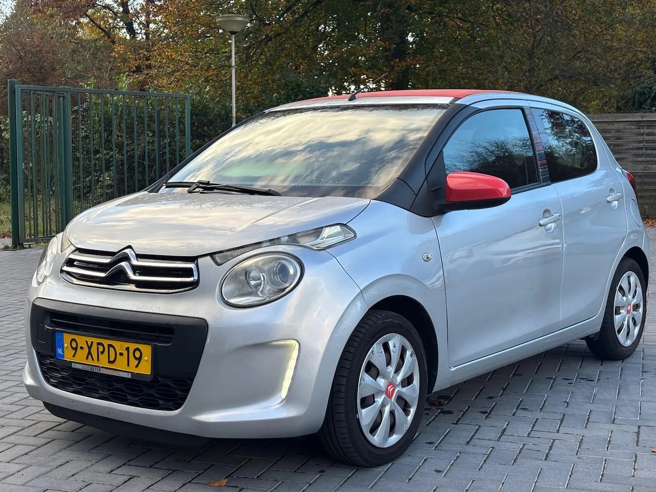 Citroën C1 - 1.2 PureTech Airscape Shine 1.2 PureTech Airscape Shine - AutoWereld.nl