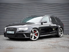 Audi A4 Avant - 4.2 FSI RS 4 quattro / Pano / Stoelverwarming / Carbon