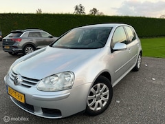 Volkswagen Golf - 1.6 FSI Comfortl Business