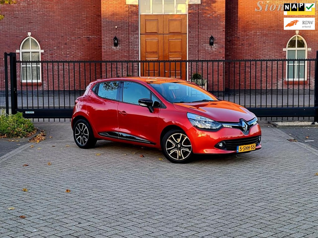 Renault Clio - 0.9 TCe Expression / Airco / Navi / Nap / Nieuwe Apk - AutoWereld.nl