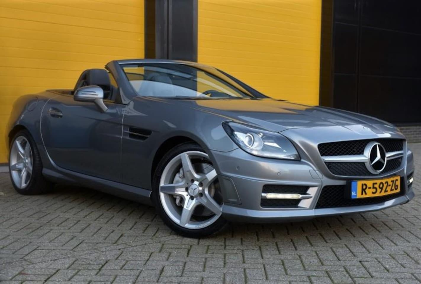 Mercedes-Benz SLK-klasse - 200 AMG / ZGAN / Leder / Navi / Ecc / Elek Pakket / Cruise Control / Nekverwarming / Allu - AutoWereld.nl