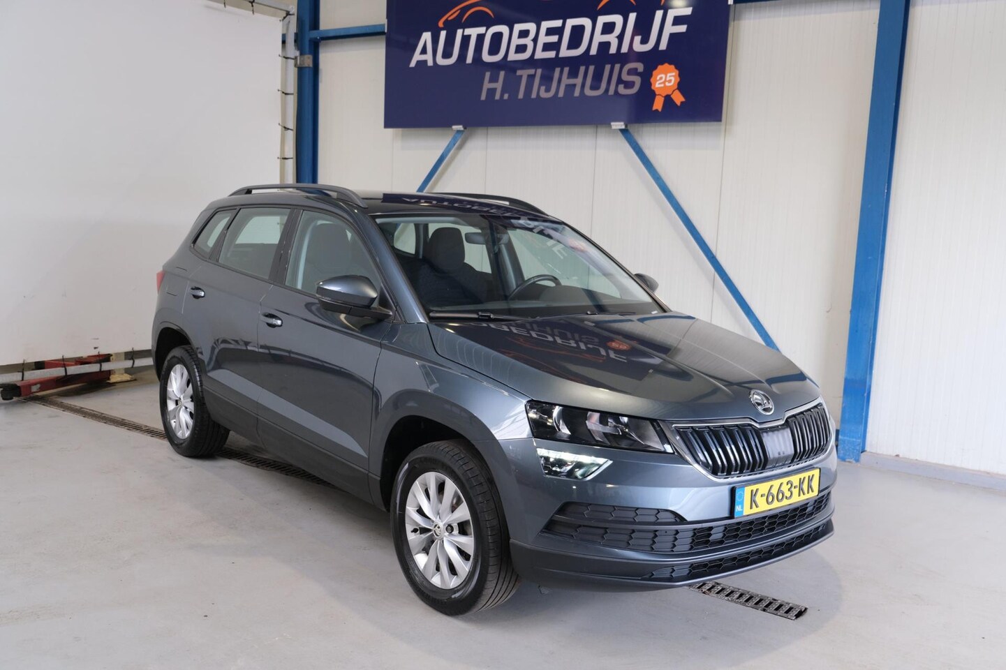 Skoda Karoq - 1.5 TSI ACT Business Edition Automaat- N.A.P. Airco, Cruise, Navi, PDC. - AutoWereld.nl