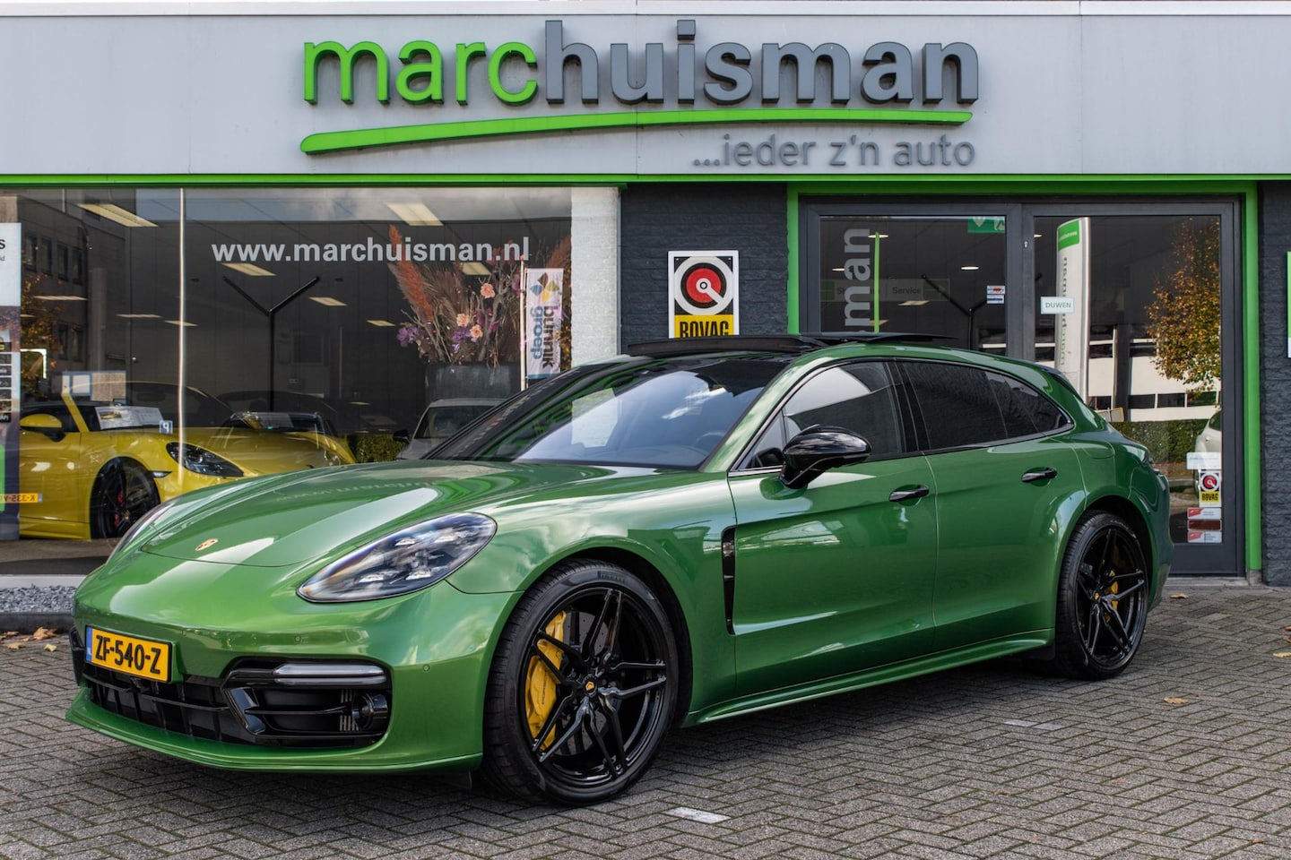 Porsche Panamera Sport Turismo - 4.0 Turbo S E-Hybrid / BURMESTER / CARBON / NWPR 265K - AutoWereld.nl