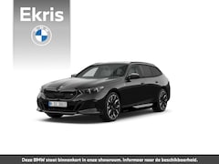 BMW i5 Touring - M60 xDrive 84 kWh | M Sportpakket Pro | Innovation Pack | Comfort Pack