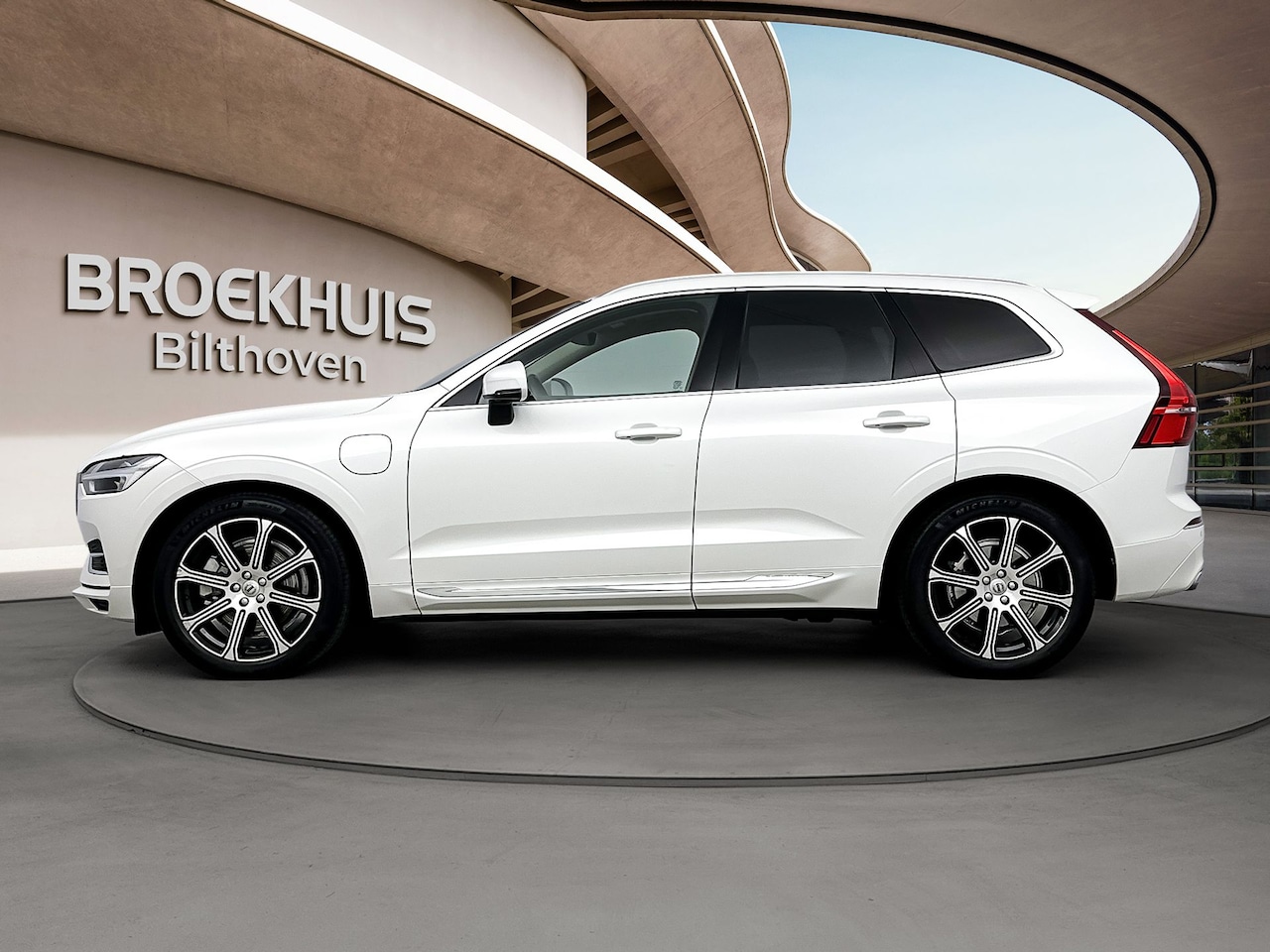 Volvo XC60 - T6 AWD Recharge Inscription | Luchtvering | 360° Camera | Head-Up Display | Harman Kardon - AutoWereld.nl