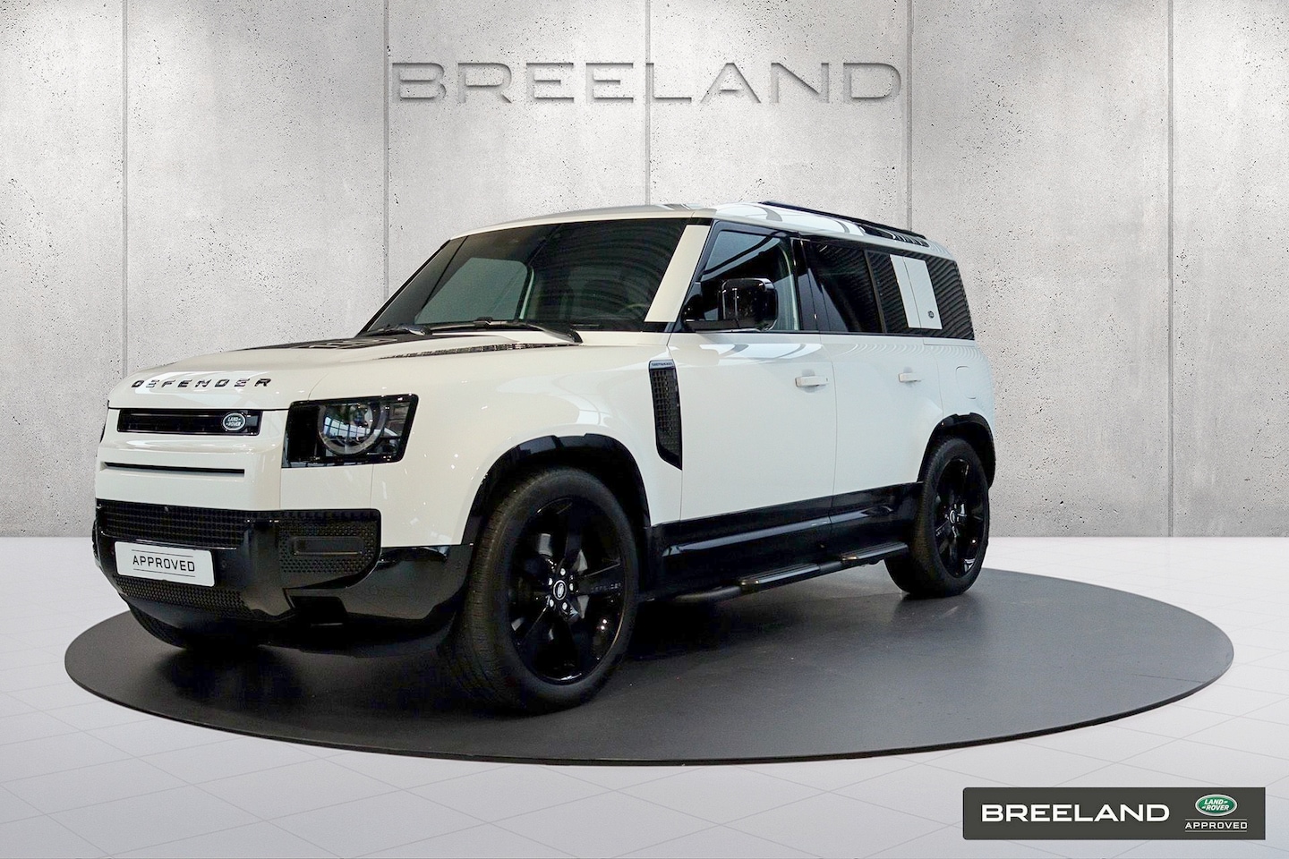 Land Rover Defender 110 - P400e 110 X-Dynamic SE | 22" | Trekhaak | Panoramadak - AutoWereld.nl