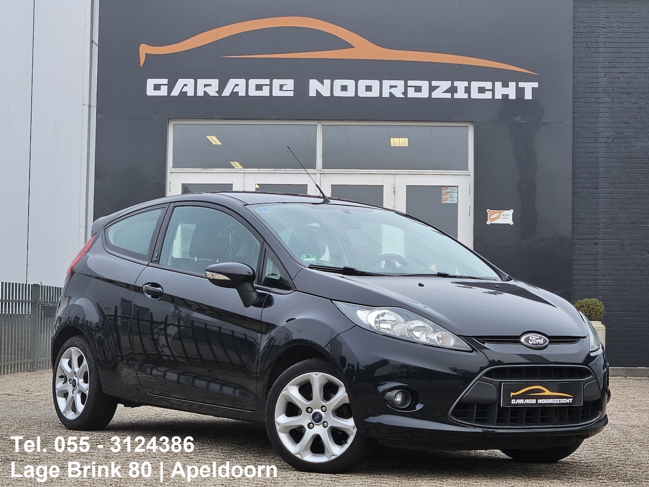 Ford Fiesta - 1.25 Champion League uitvoering ECC/AIRCO|BLUE TOOTH TELEFONIE|ELEKTRISCHE PAKKET|GETINT G - AutoWereld.nl