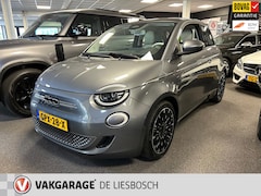 Fiat 500 - La Prima 42 kWh /119pk/ pano-dak / leder / navigatie / camera / teruggaaf €2000,