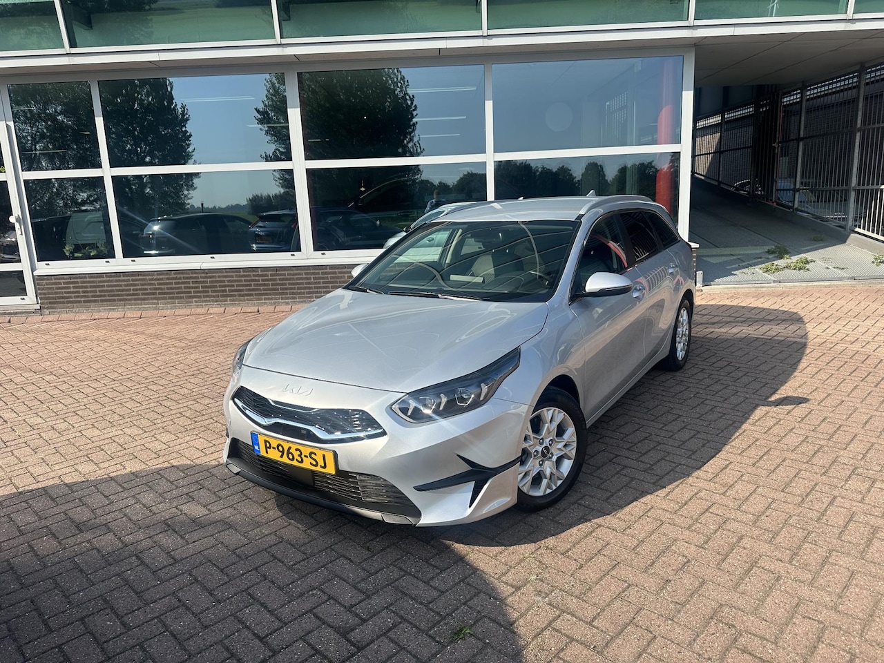 Kia Cee'd Sportswagon - Ceed 1.0 T-GDi DynamicPlusLine Keyless | Stoel + Stuurwielverwarming - AutoWereld.nl