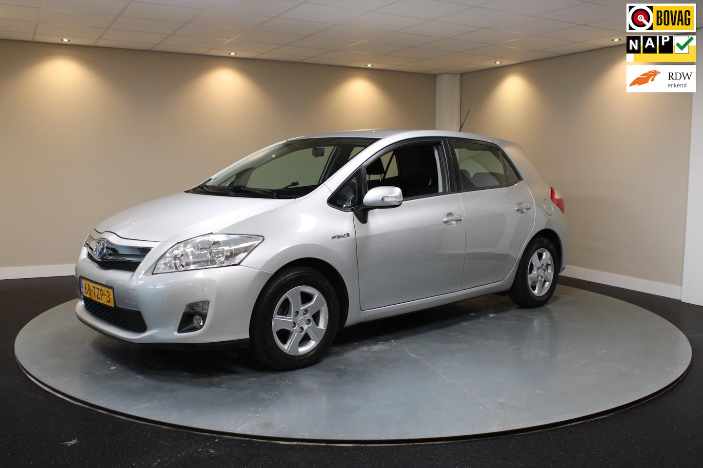 Toyota Auris - 1.8 Full Hybrid Business *Dealer OH/2de Eigenaar* NAP - AutoWereld.nl