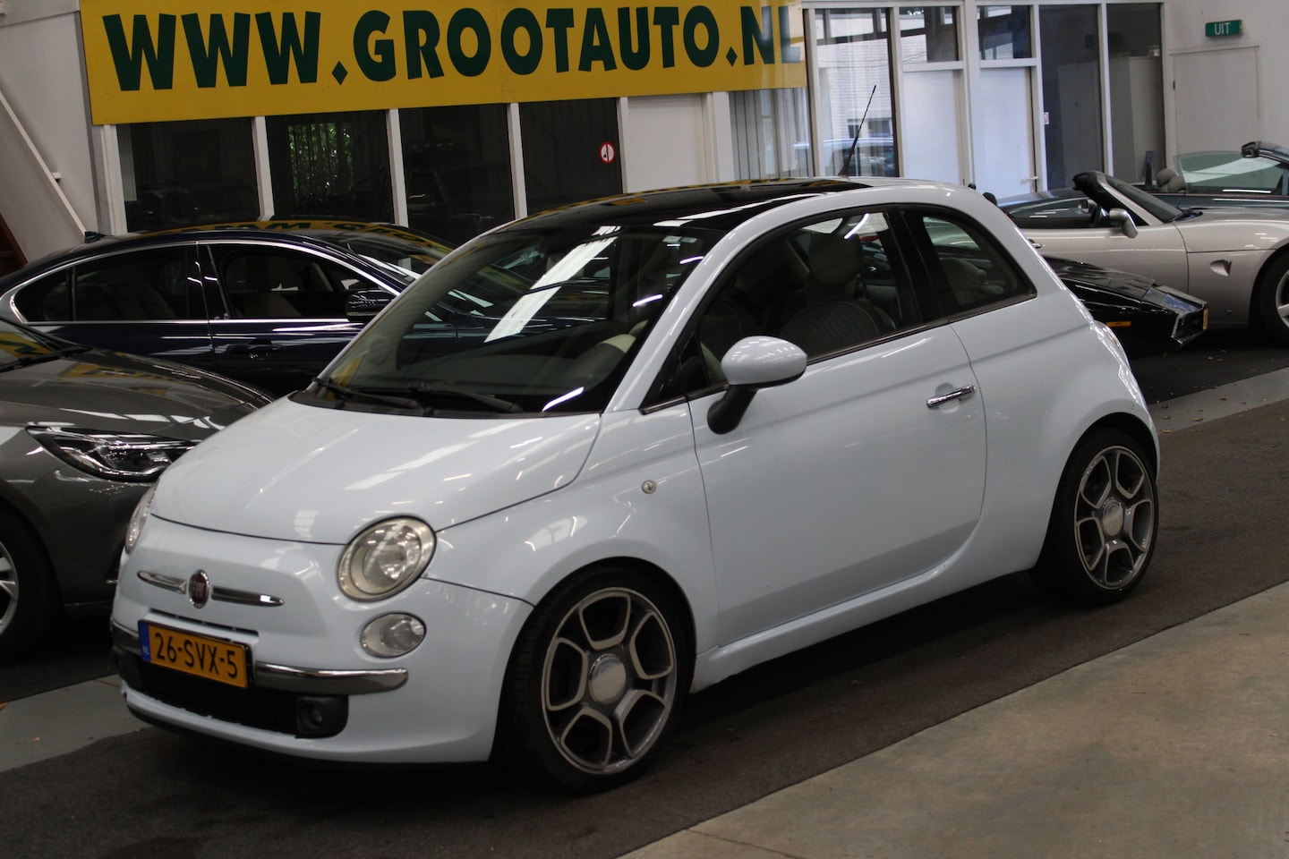 Fiat 500 - 1.4-16V Lounge Panoramadak, Airco, Stuurbekrachtiging - AutoWereld.nl