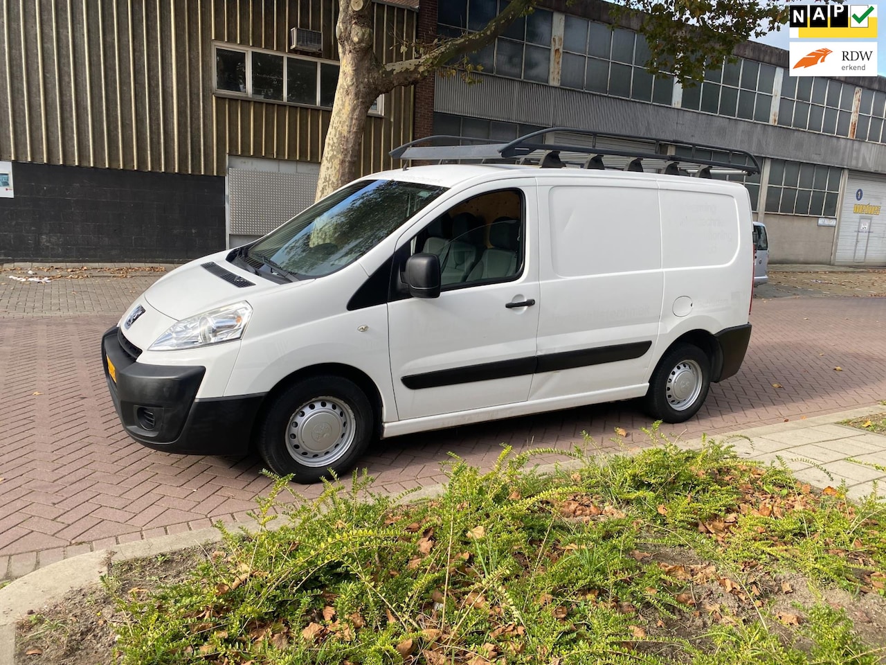 Peugeot Expert - 227 1.6 HDI * Airco * 139.639 KM NAP * 2011 * Euro5 * APK 21-3-2025 * Airbag * Imperiaal * - AutoWereld.nl