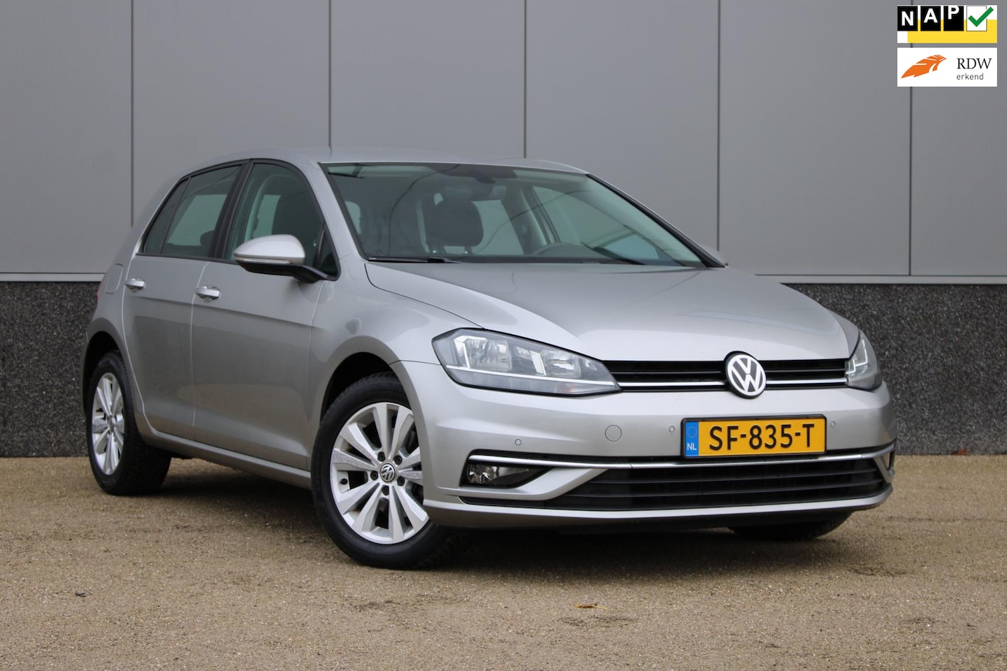 Volkswagen Golf - 1.6 TDI Comfortline DSG, Nieuwe APK ! - AutoWereld.nl