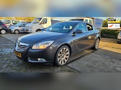 Opel Insignia - 2.0 CDTI Business MOTOR START NIET