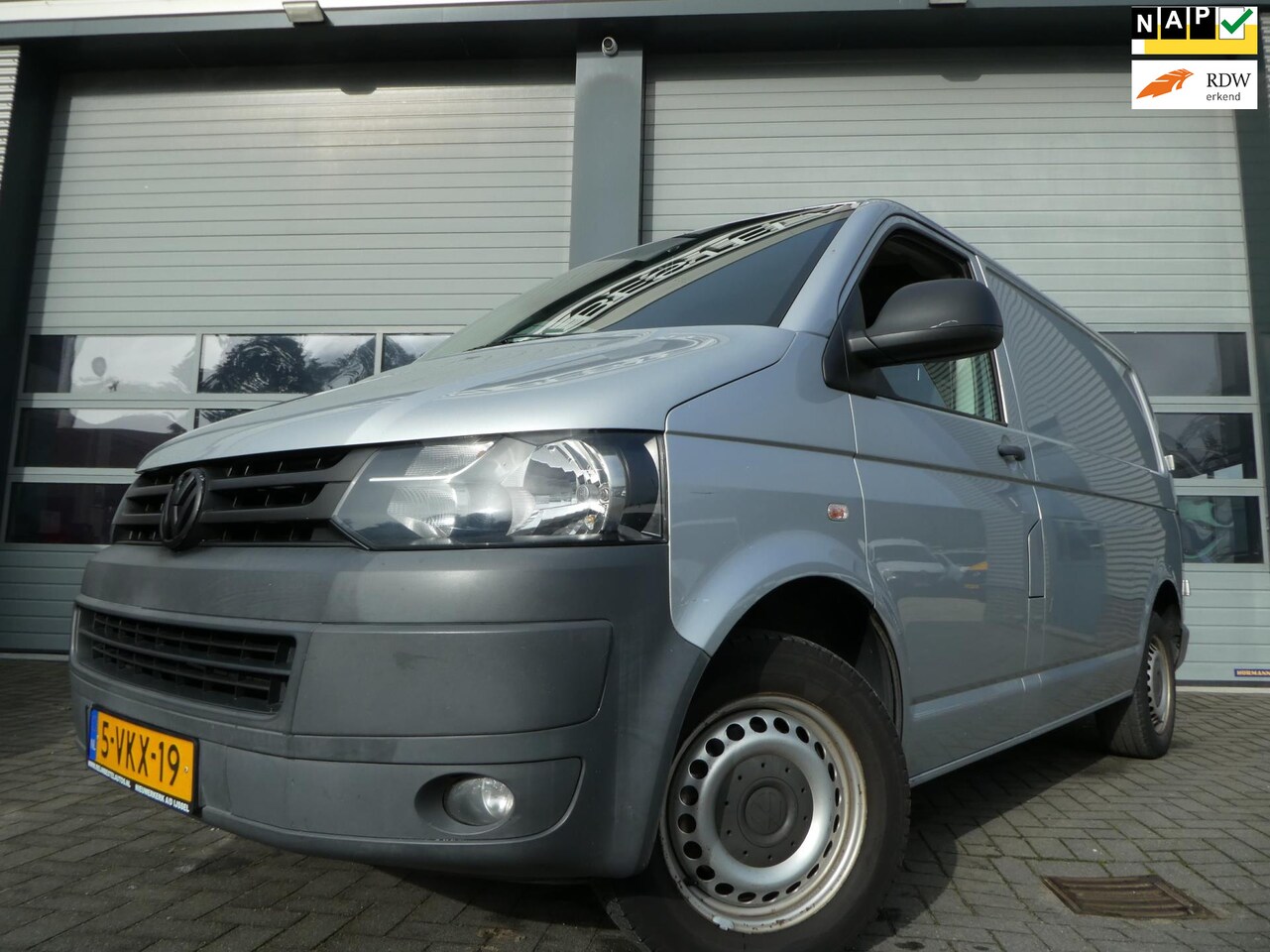 Volkswagen Transporter - 2.0 TDI L1, Automaat, Airco, 3-Zits, PDC. - AutoWereld.nl