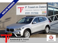 BMW X1 - sDrive18i Centennial High Executive Automaat Panoramadak/Navigatie/Stoelverwarming/Harman