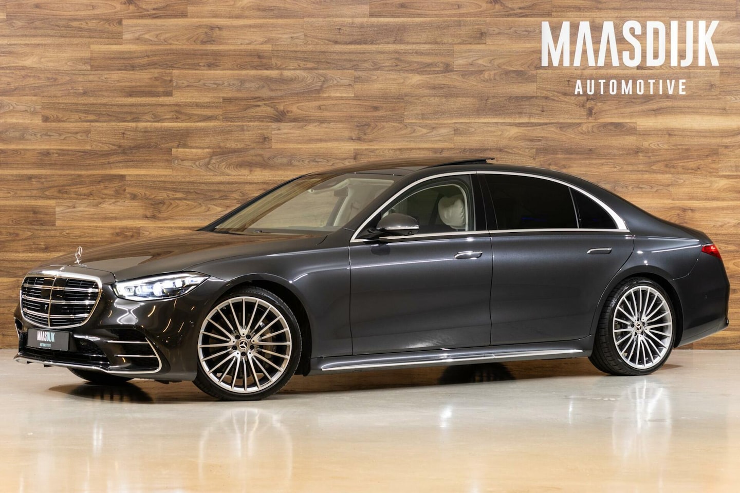 Mercedes-Benz S-klasse - 500 4MATIC AMG|Massage|HUD|Schermen|Pano| - AutoWereld.nl