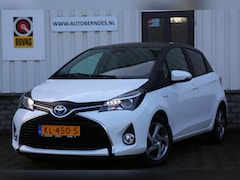 Toyota Yaris - 1.5 Hybrid Trend Bi-Tone Automaat*NL-Auto*Perfect Onderh.*Afneemb. Trekhaak/Leder/Camera/N