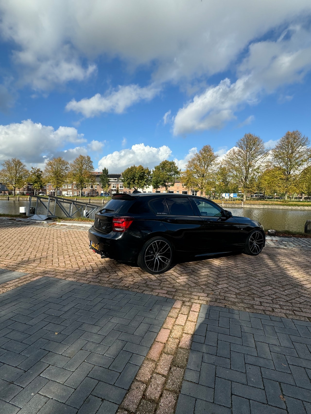 BMW 1-serie - 114i Business+ - AutoWereld.nl