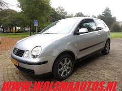 Volkswagen Polo - 1.4-16V Comfortline