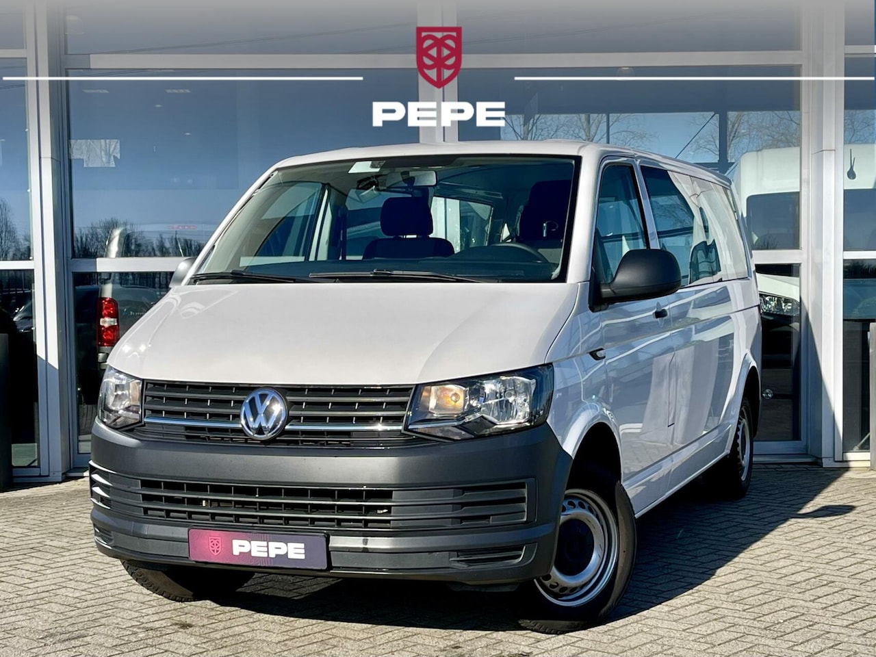 Volkswagen Transporter - 2.0 TDI L2H1 |AIRCO|9-PERSOONS|BPM VRIJ|2-2-2-3 - AutoWereld.nl