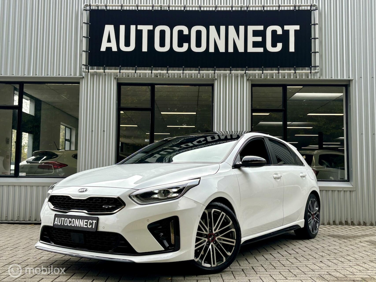 Kia Cee'd - Ceed 1.6 T-GDi GT. PANODAK, AUTOMAAT, VOL OPTIES! - AutoWereld.nl