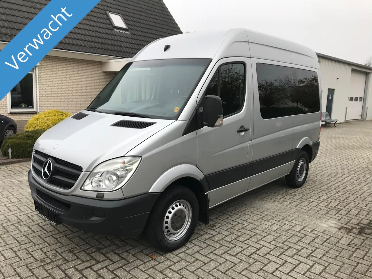 Mercedes-Benz Sprinter - 211 rolstoel voorin automaat airco - AutoWereld.nl