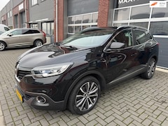 Renault Kadjar - 1.2 TCe Bose LED Navi ½Leder Sportint. PDC