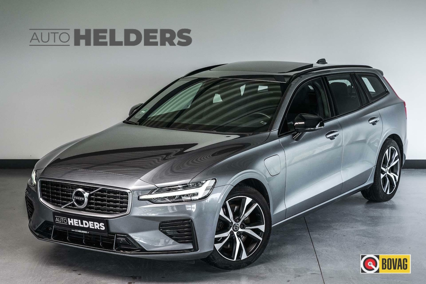 Volvo V60 - 2.0 T6 Twin Engine AWD R-Design Panorama Harman&Ka - AutoWereld.nl