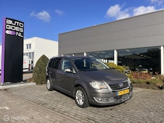 Volkswagen Touran - 1.4 TSI Highline Business Navi Trekhaak