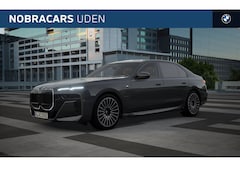 BMW 7-serie - 750e xDrive High Executive M Sport Automaat / Panoramadak Sky Lounge / Trekhaak / Massagef