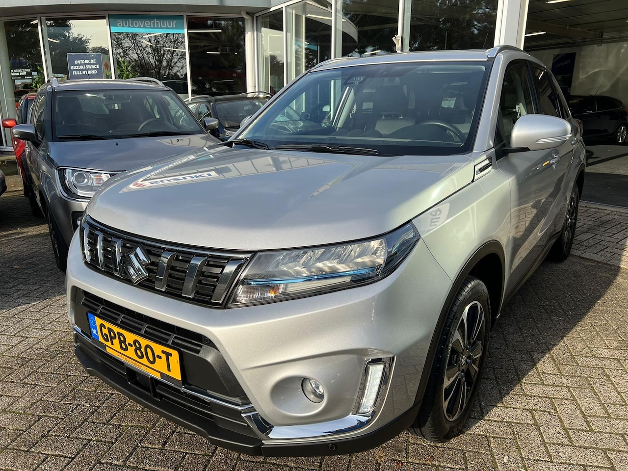 Suzuki Vitara - 1.4 Boosterjet 129pk Smart Hybrid Aut Style - AutoWereld.nl