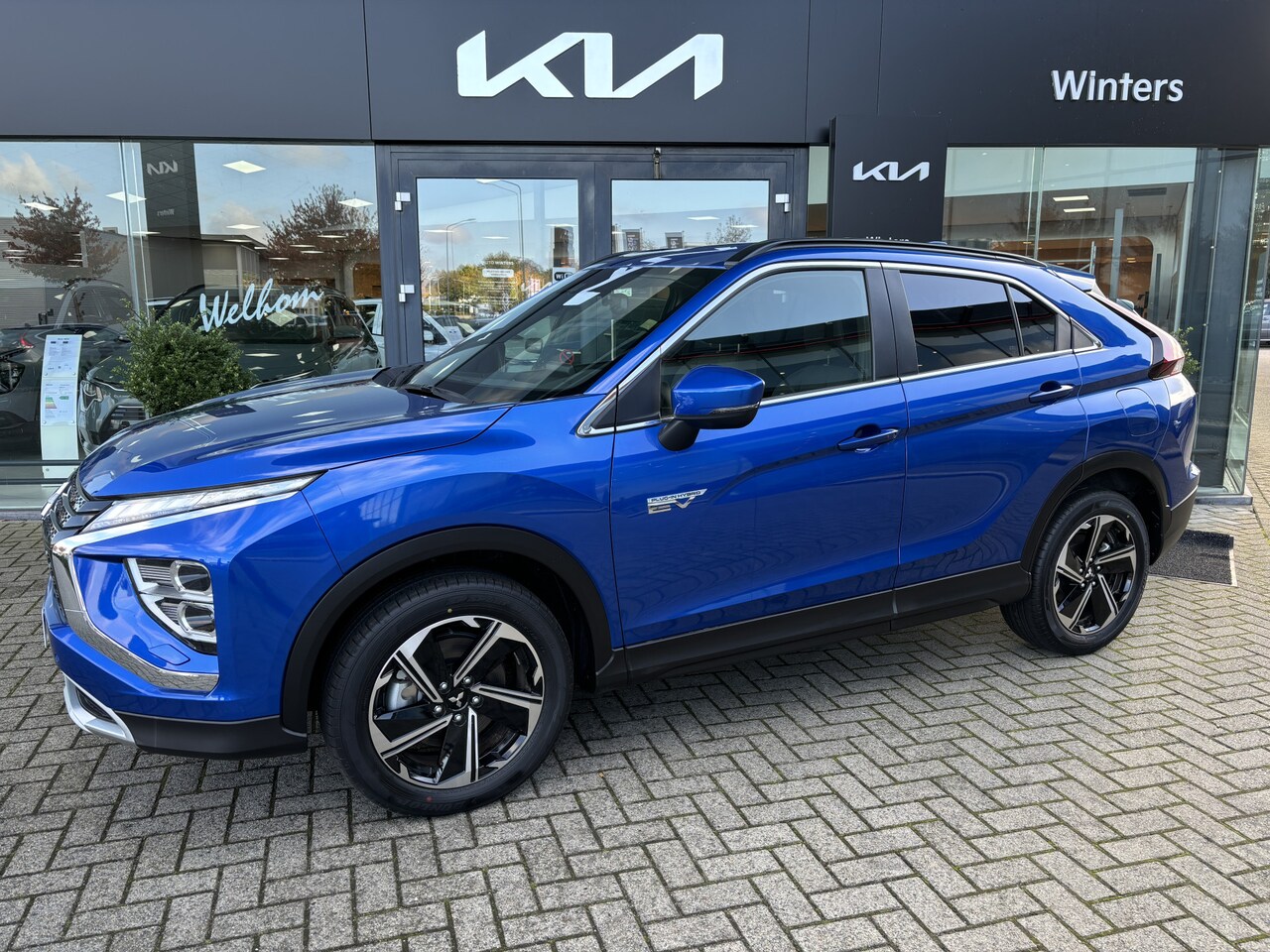 Mitsubishi Eclipse Cross - 2.4 PHEV Intense+ 4WD ECC Navi+Camera+BT Keyless LED Standkachel PDC V+A Stoelverw. 8jr.Ga - AutoWereld.nl