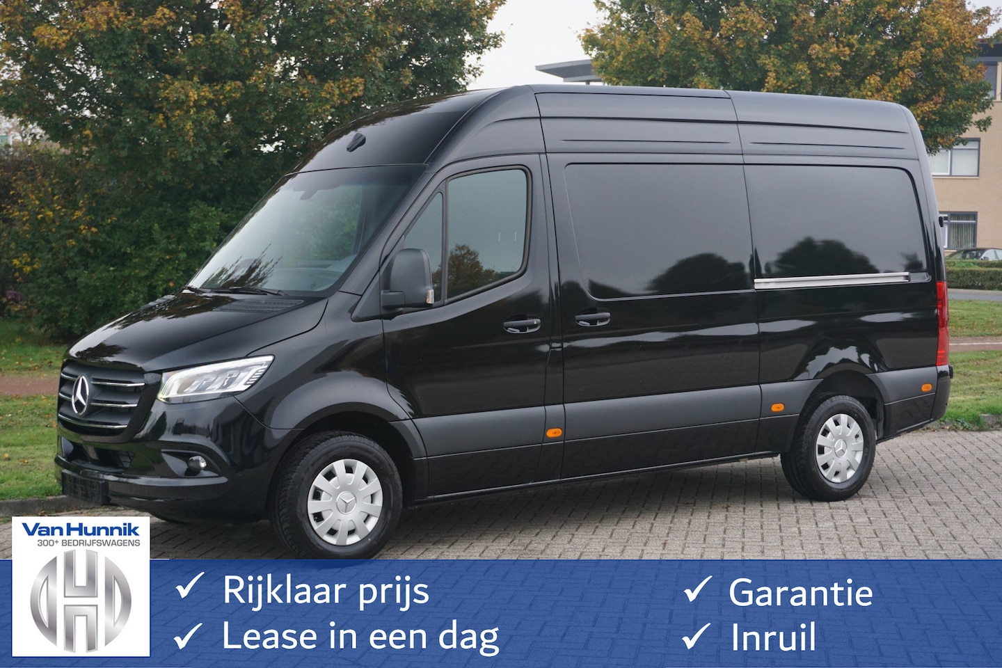 Mercedes-Benz Sprinter - 317CDI Pro L2H2 10.25" Mbux Navi, Cam, 3.5T Trekhaak, LED 2x schuifdeur!! NR. R207** - AutoWereld.nl