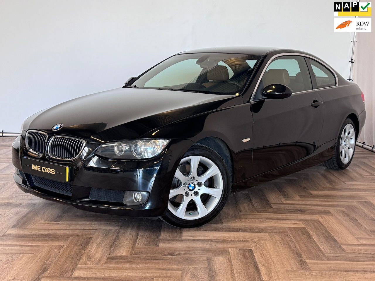 BMW 3-serie Coupé - 320i Corporate Lease Executive 320i Corporate Lease Executive, LEER, M-PAKKET! - AutoWereld.nl