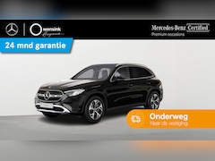 Mercedes-Benz GLC-klasse - 300e 4MATIC Luxury Line | Panoramadak | Trekhaak | Winter pakket | Zwarte hemel |