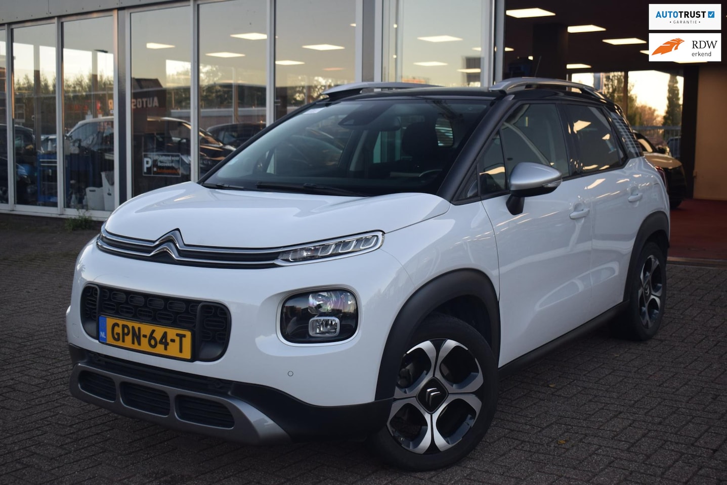 Citroën C3 Aircross - 1.2 PureTech S&S Business | NAVIGATIE | AUTOMAAT | CLIMATE CONTROL | CRUISE CONTROL | - AutoWereld.nl