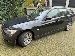 BMW 3-serie Touring - 318i Executive