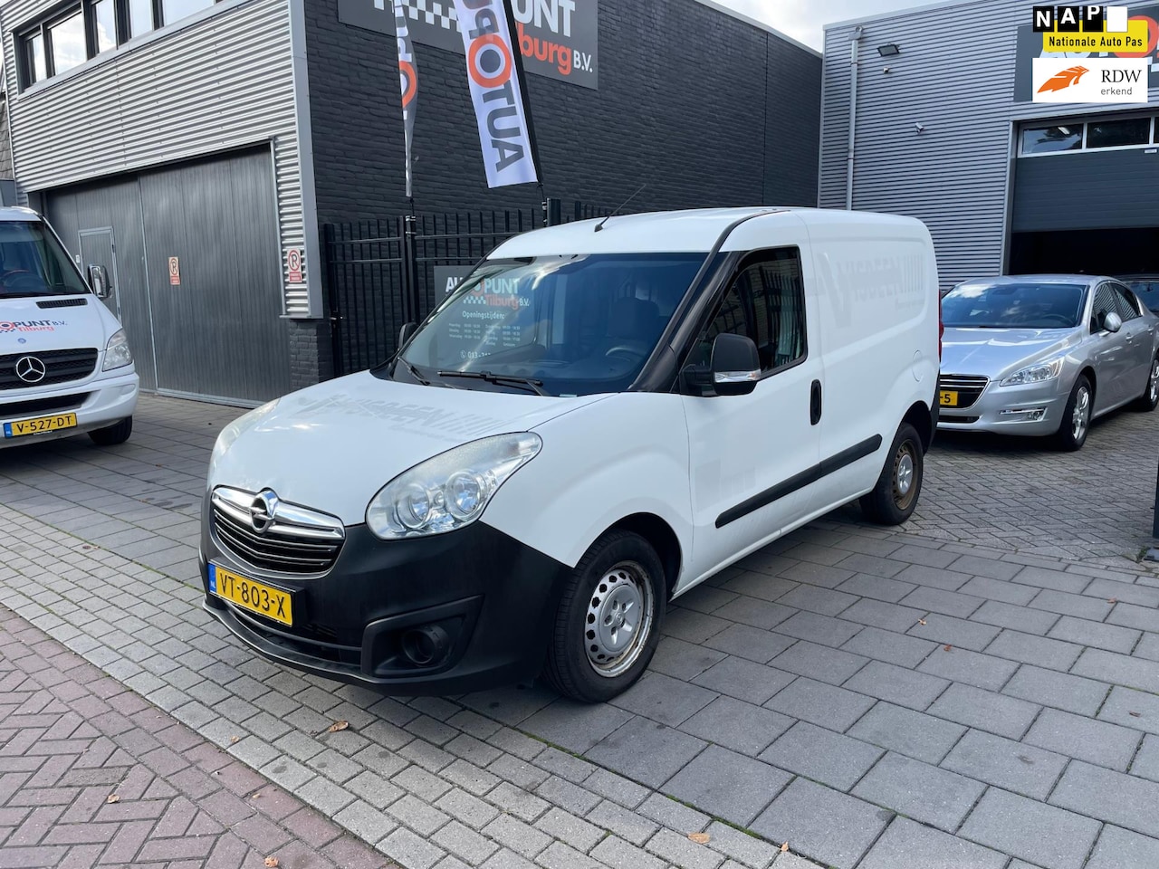 Opel Combo - 1.3 CDTi L1H1 ecoFLEX Selection 2e Eig! Airco NAP APK - AutoWereld.nl