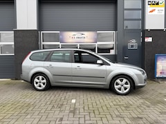 Ford Focus Wagon - 1.6-16V Futura Airco Navigatie Usb Trekhaak Nw Apk