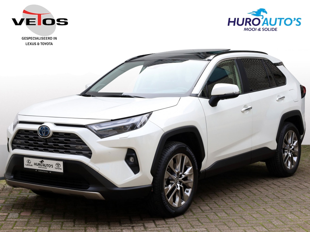 Toyota RAV4 - 2.5 Hybrid AWD Executive | Pano/Schuifdak | 360 Camera | JBL - AutoWereld.nl